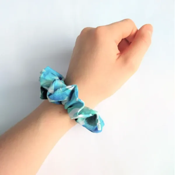 Blue Watercolour Scrunchie Wrist (2)