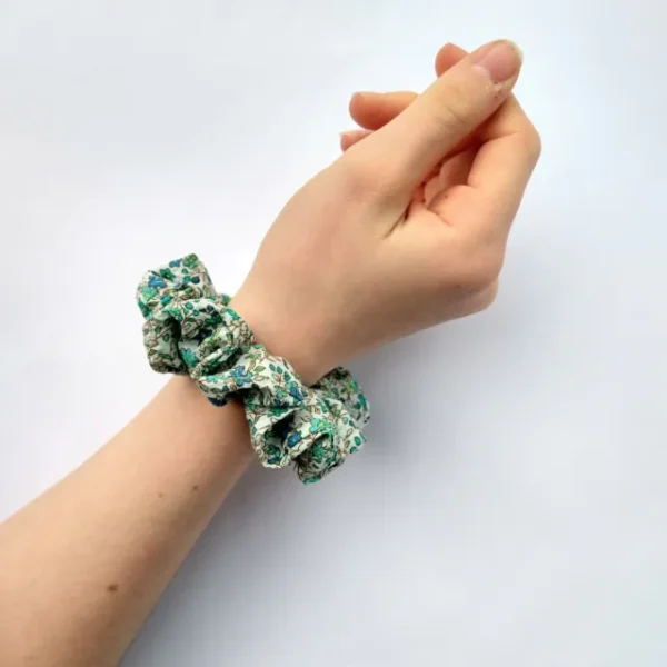 Mini Green Flowers Scrunchie Wrist