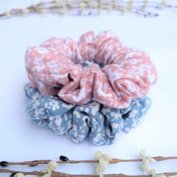 Pink and Blue Daisies Scrunchies