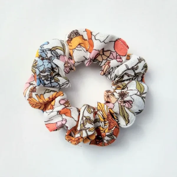 Retro Flowers Scrunchie Flat