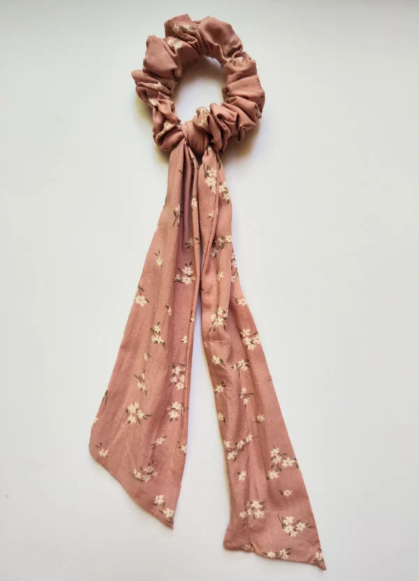 Dusty Pink Daisies Scarf Scrunchie Flat