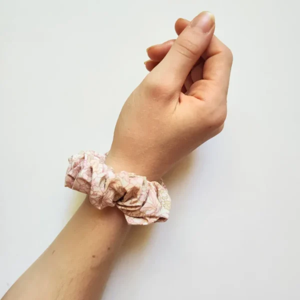 Light Pink Flowers Scrunchie Wrist